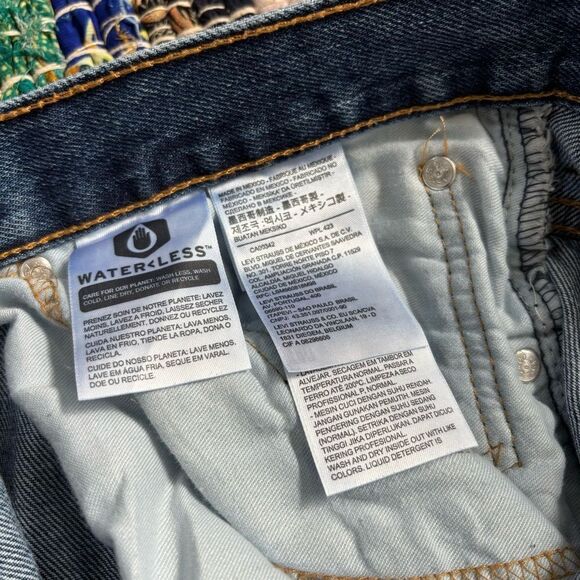 Levi's Blue Relaxed Fit Jeans with Classic Style 52x28 denim LEVIS 550 - Picture 4 of 9